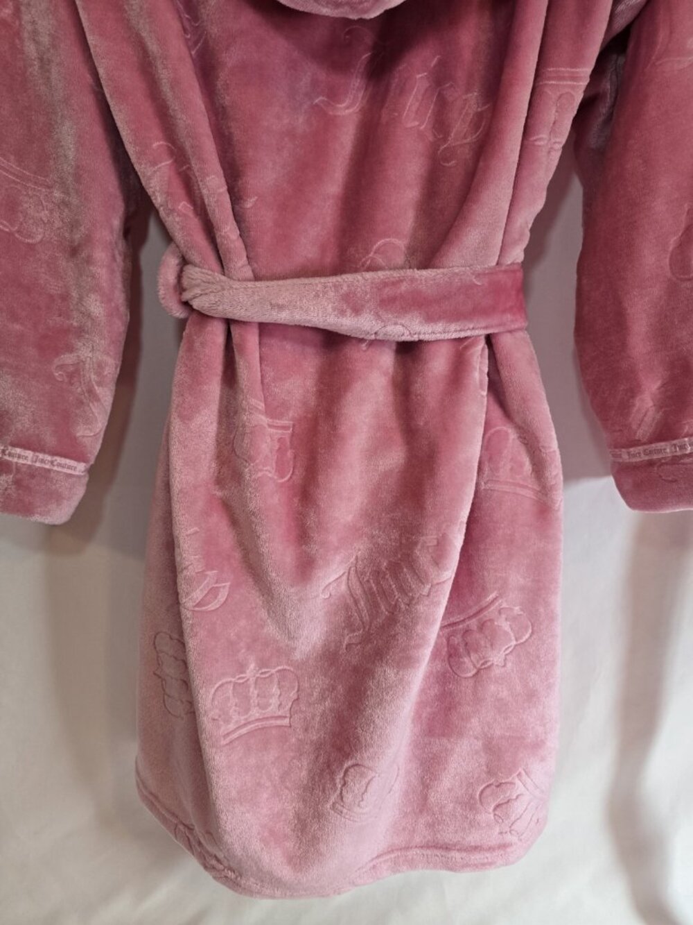 Juicy Couture Pink Plush Hooded Robe L/XL Embossed Logo Belted Soft Sleepwear - Picture 10 of 10
